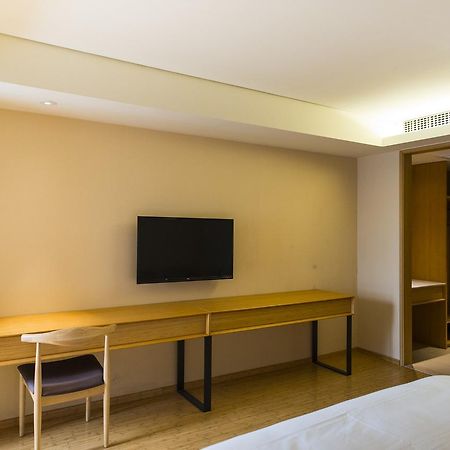 Ji Hotel يانتاى المظهر الخارجي الصورة